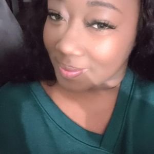 Meet your Posher, Alishia